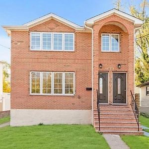 Luxury Guest House - Cheap Jfk Pick Up & Drop Off Available